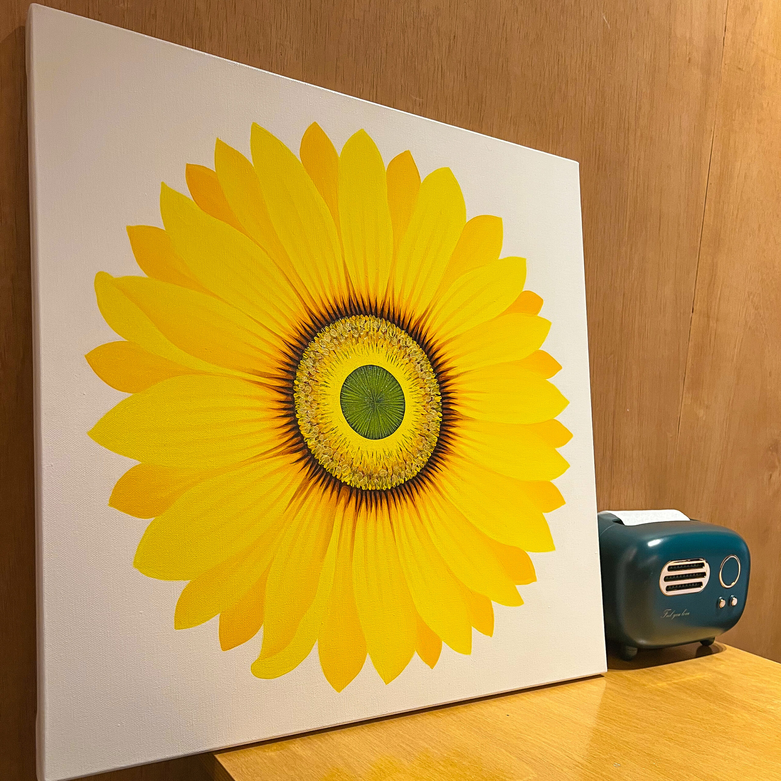 두꺼운 캔버스 질감이 드러난 해바라기 수제 유화 회화, 한국 작가의 핸드메이드 작품
Hand-painted sunflower oil painting showing canvas depth and texture, handmade by a Korean artist